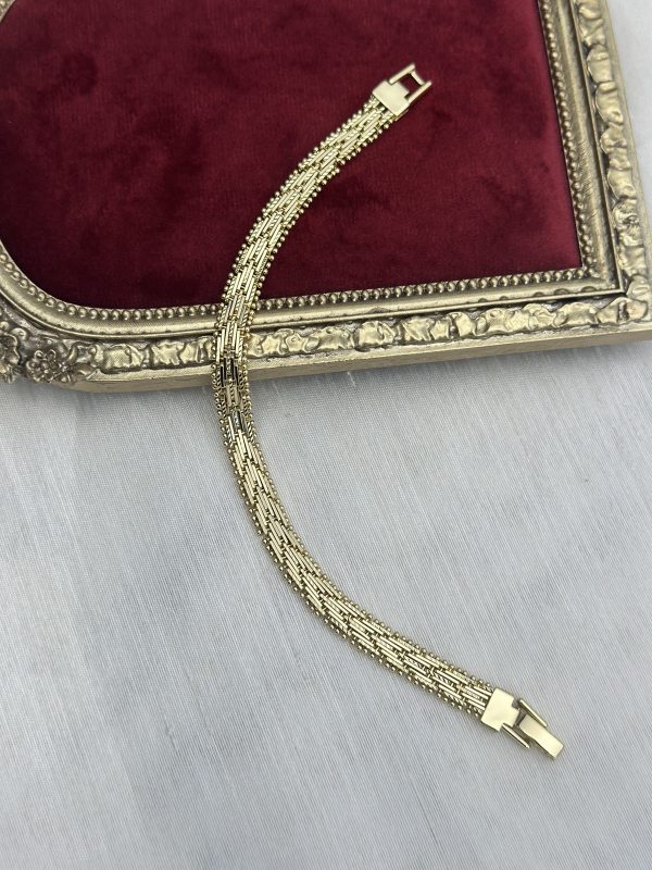 N ÖZEL SERİ BİLEKLİK 259