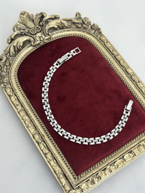 N ÖZEL SERİ BİLEKLİK 230