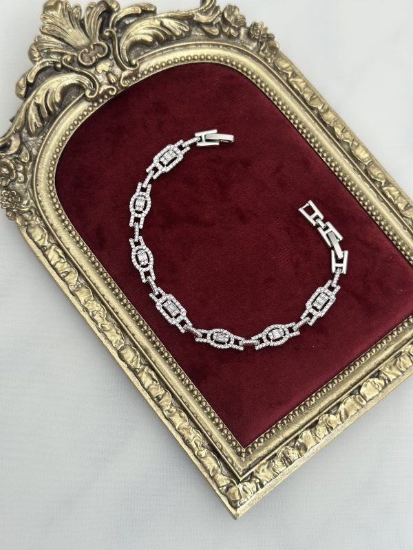 N ÖZEL SERİ BİLEKLİK 219