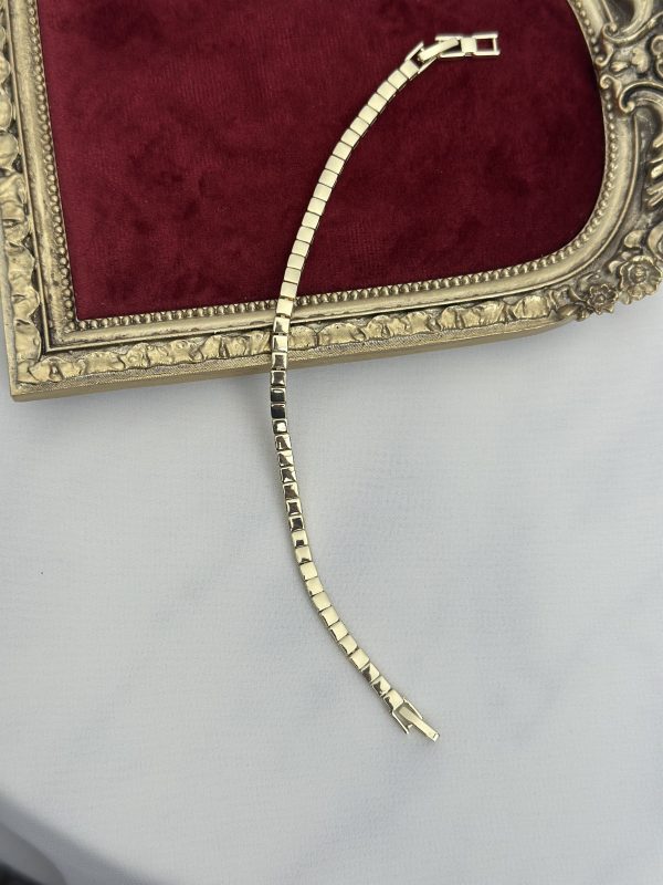 N ÖZEL SERİ BİLEKLİK 179