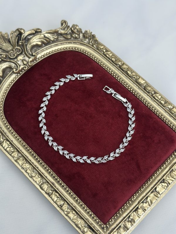 N ÖZEL SERİ BİLEKLİK 178